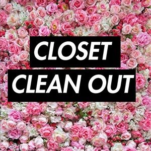 EVERYTHING IS PRICED TO SELL 💕 closet cleanout❣️